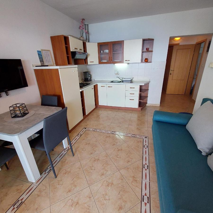 Velun Apartmani Luaran gambar