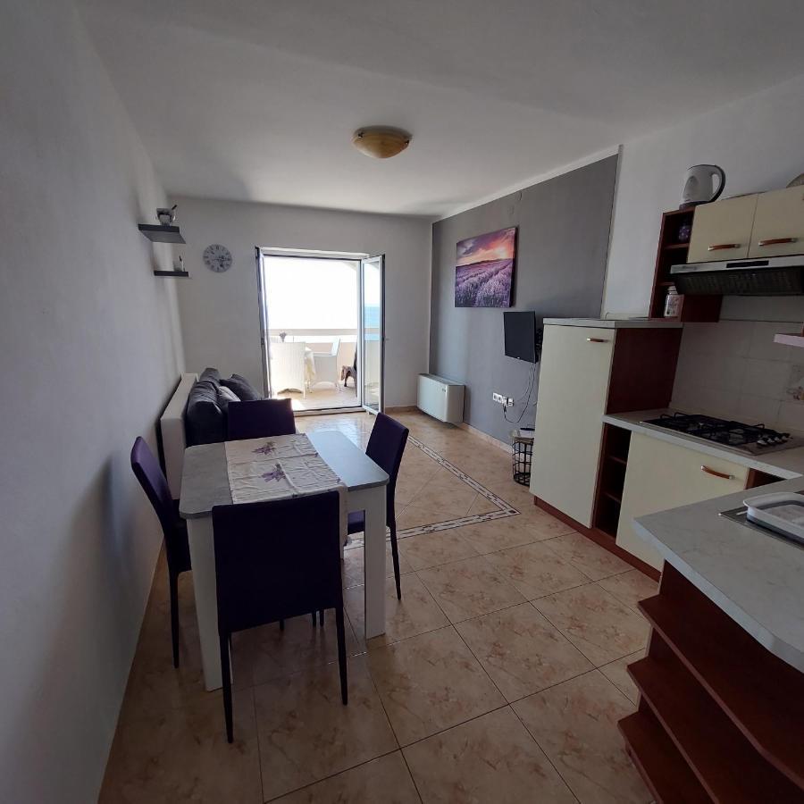 Velun Apartmani Luaran gambar